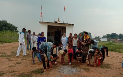 PAKHARA samithi of *SEONI 2 district (Madhya Pradesh) does Seva