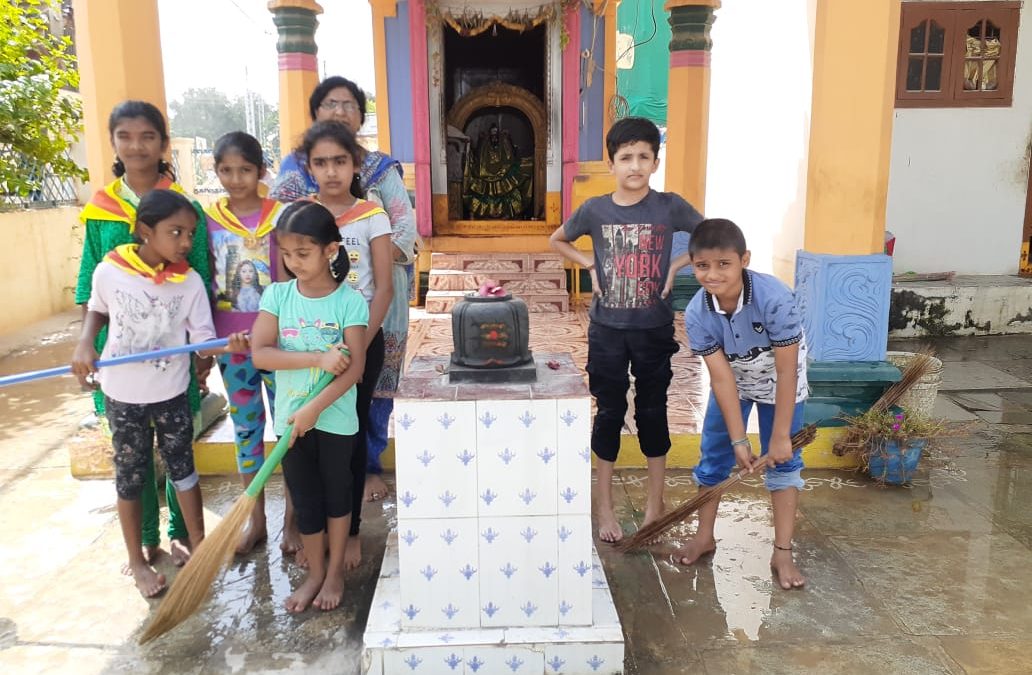 Manikonda samithi of Ranga Reddy district (Telangana) does Seva