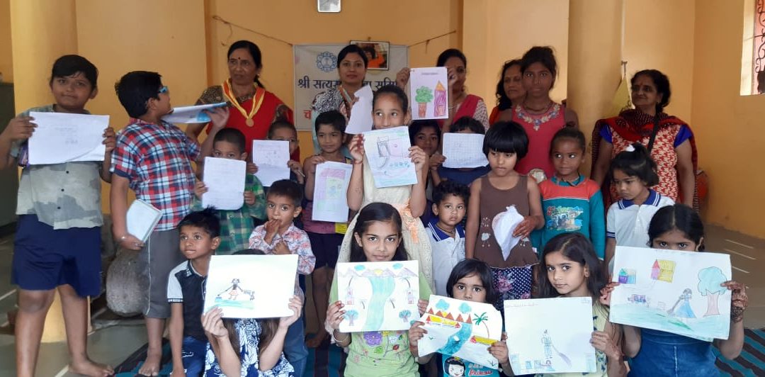 *SAI ANNAPOORNA samithi of *INDORE district (Madhya Pradesh) does Seva