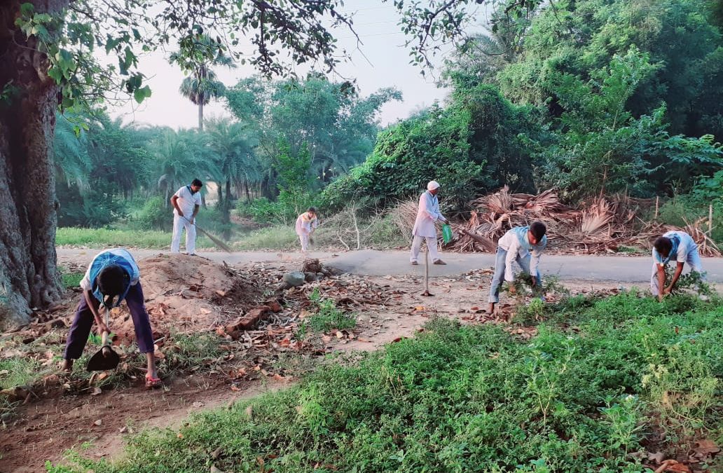 *RAUTARA samithi of BIRBHUM district (West Bengal) does Seva