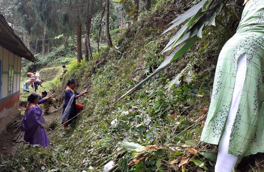 MONSONG samithi of KALIMPONG district (West Bengal) does Seva