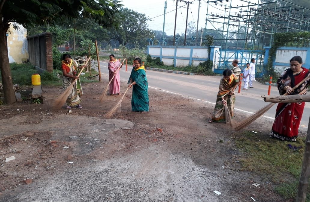 SURI samithi of BIRBHUM district (West Bengal) does Seva