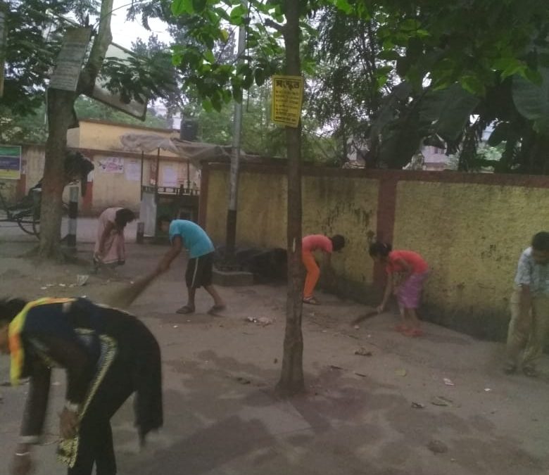 *GALSI samithi of BURDWAN district (West Bengal) does Seva