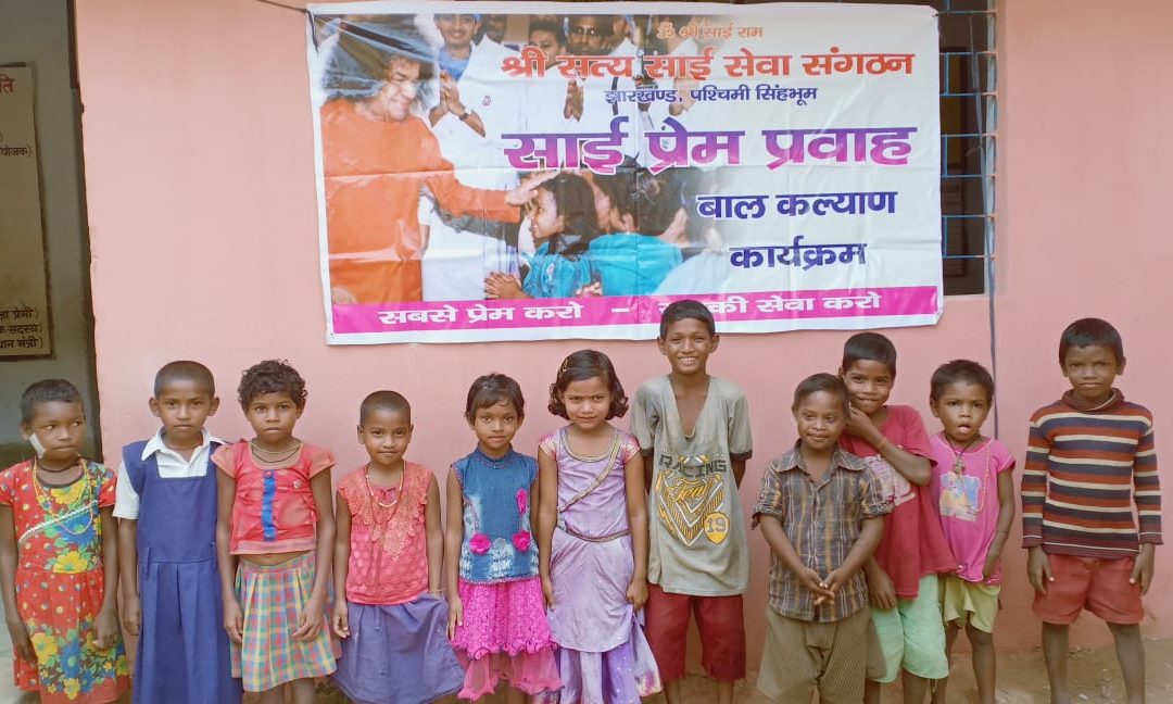 Helping Village Children on Health & Hygiene-Mahila Vibhag-Jharkhand