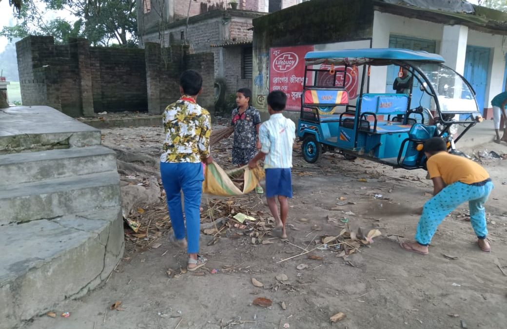 *AYODHYA samithi of DINAJPUR(SOUTH) district (West Bengal) does Seva