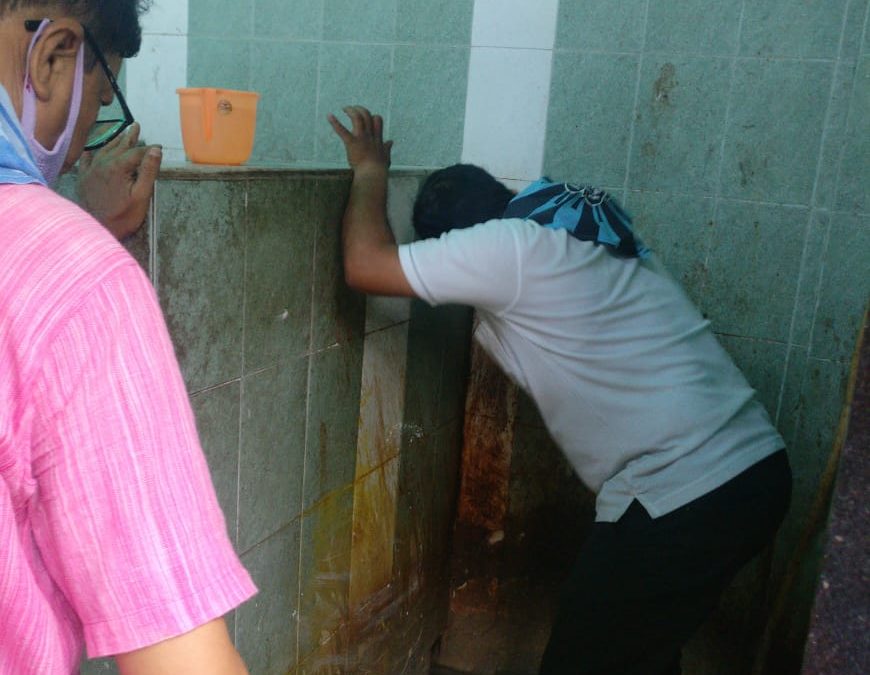ENTALLY samithi of KOLKATA district (West Bengal) does Seva